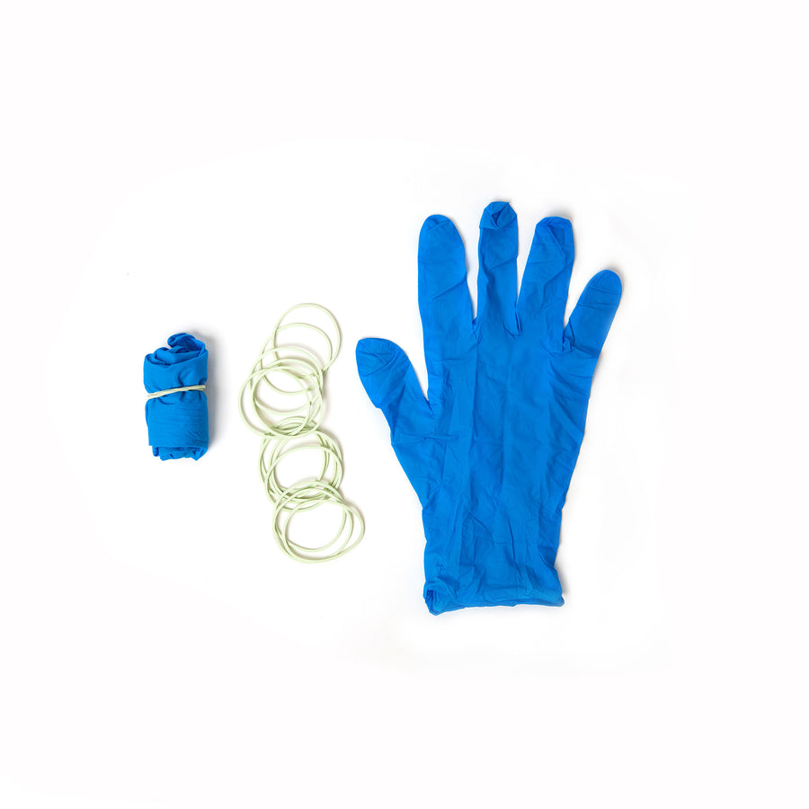 ADVENTURE COLLECTION                                                         Tie Dye Activity Kit