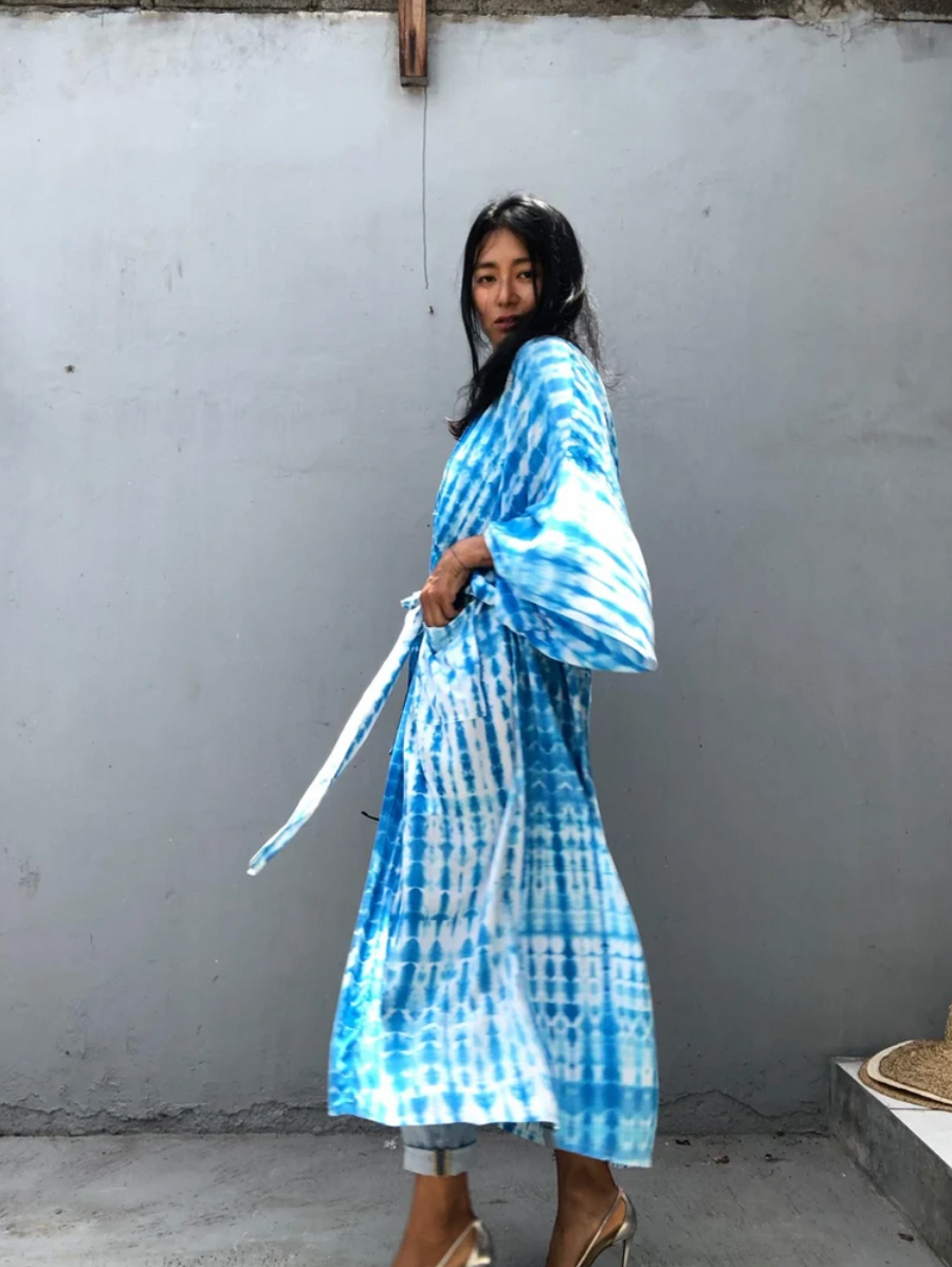 Turquoise/White Kimono